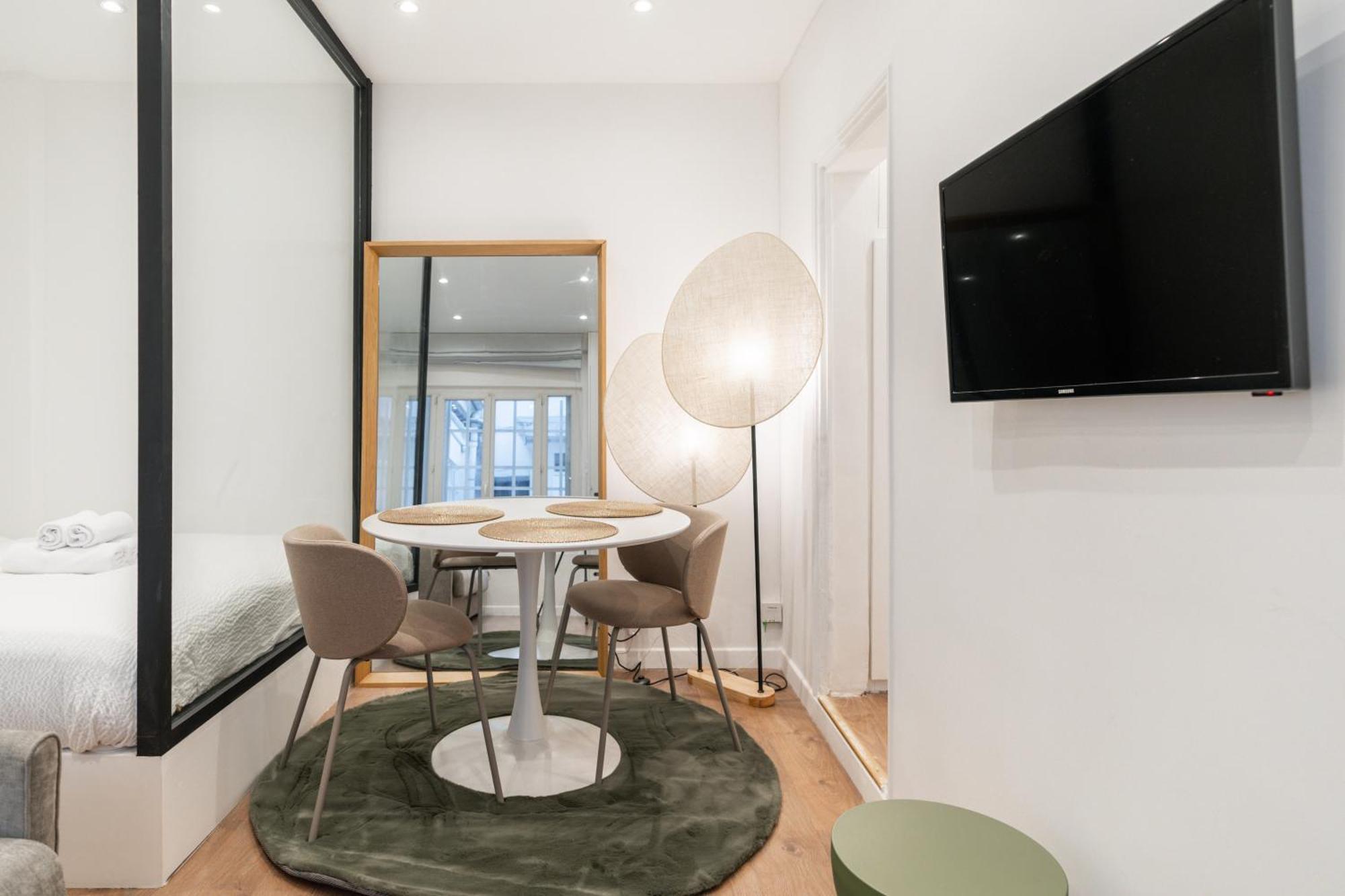 Appartement Cozy In Lively Neighborhood 3p Paris